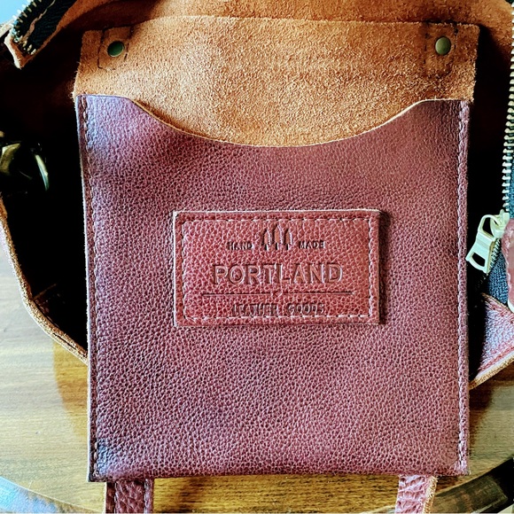 Portland Leather Goods NUTMEG Medium Crossbody Zippered Tote w/ Free Flair 🤎 - Picture 11 of 16